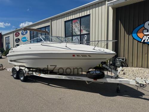 Glastron GS 229 tekniske specifikationer og anmeldelser